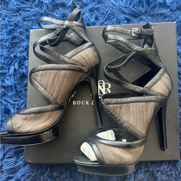 Rock & Republic Paulina Platform Heel - Picture 1 of 10